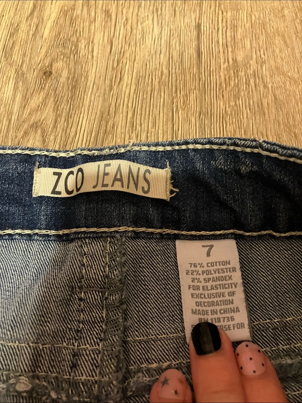 Zco Jeans button missing blue